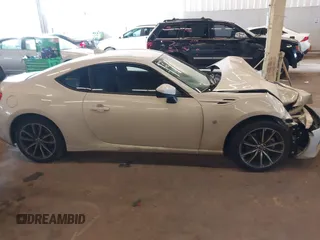 2017 Toyota 86 with VIN JF1ZNAA13H8709983, listed as a IAAI auction lot 41687937 with 48,388 mi miles. Bid and sale history available at carsss.com. Image 13.
