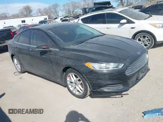 2016 Ford Fusion SE with VIN 3FA6P0HD3GR161715, listed as a IAAI auction lot 41885079 with 110,306 mi miles. Bid and sale history available at carsss.com. Image 1.