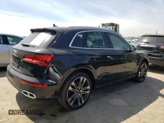 2020 Audi SQ5 Premium Plus with VIN WA1B4AFYXL2037124, listed as a Copart auction lot 45474703 with 17,609 mi miles. Bid and sale history available at carsss.com. Image 3.