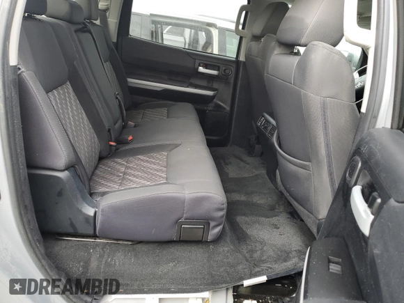 2018 Toyota Tundra 2WD SR5 with VIN 5TFEY5F12JX238680, listed as a Copart auction lot 75046834 with 113,462 mi miles and Non Repairable. Bid and sale history available at carsss.com. Image 10.
