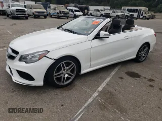 2016 Mercedes-Benz E E 400 with VIN WDDKK6FF4GF350570, listed as a Copart auction lot 76563934 with 76,057 mi miles and Salvage Title. Bid and sale history available at carsss.com. Image 1.