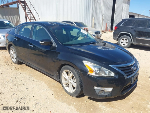 2013 Nissan Altima 2.5 SL with VIN 1N4AL3AP2DN525942, listed as a IAAI auction lot 41687804 with 111,120 mi miles. Bid and sale history available at carsss.com. Image 1.