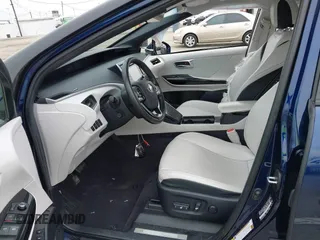 2020 Toyota Mirai with VIN JTDBVRBDXLA008183, listed as a IAAI auction lot 42492101 with 28,969 mi miles and . Bid and sale history available at DreamBid. Image 5.