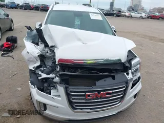 2016 GMC Terrain SLT z VIN 2GKFLPE33G6242445, wystawiony jako IAAI lot #42346061 z przebiegiem 178 296 mil mil oraz . Historia ofert i sprzedaży dostępna na DreamBid. Obrazek 12.
