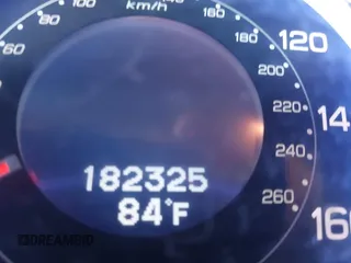 2010 Acura TSX с VIN JH4CU2F69AC042271, выставлен на аукционе IAAI как лот 42570618 с пробегом 182 325 миль миль и . История ставок и продаж доступна на DreamBid. Изображение 7.