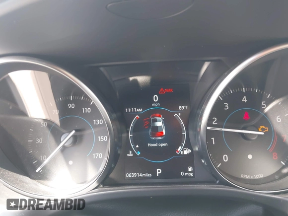 2019 Jaguar XE 25t Premium with VIN SAJAD4FX4KCP47267, listed as a IAAI auction lot 42113311 with 63,914 mi miles. Bid and sale history available at carsss.com. Image 7.
