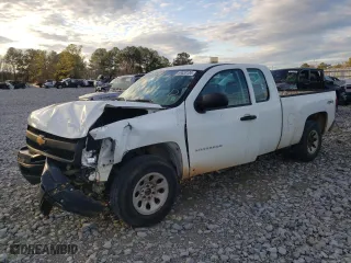 2013 Chevrolet Silverado 1500 Work Truck with VIN 1GCRKPEA2DZ200567, listed as a Copart auction lot 69633134 with 251,173 mi miles and Salvage Title. Bid and sale history available at carsss.com. Image 1.