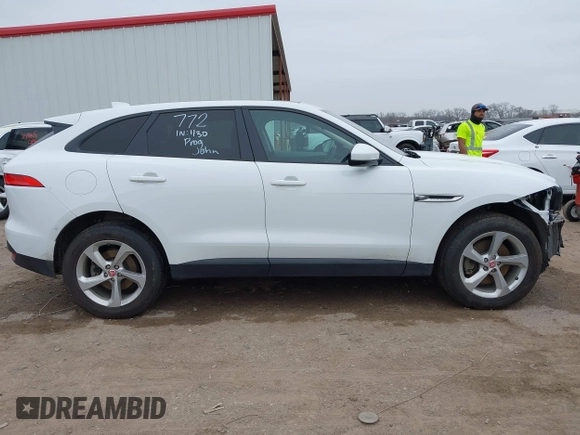 2018 Jaguar F-PACE 30t Premium with VIN SADCJ2GX5JA235163, listed as a IAAI auction lot 41526626 with 135,160 mi miles. Bid and sale history available at carsss.com. Image 14.