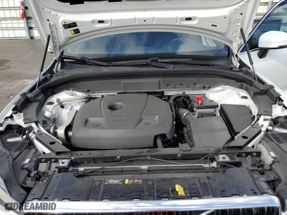 2021 Volvo XC60 Momentum with VIN YV4102DK0M1783376, listed as a Copart auction lot 45535575 with 47,640 mi miles and Non Repairable. Bid and sale history available at carsss.com. Image 12.