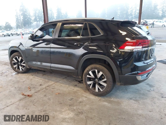 2021 Volkswagen Atlas SE with VIN 1V2LC2CA3MC214441, listed as a IAAI auction lot 40997824 with 87,846 mi miles and . Bid and sale history available at DreamBid. Image 3.