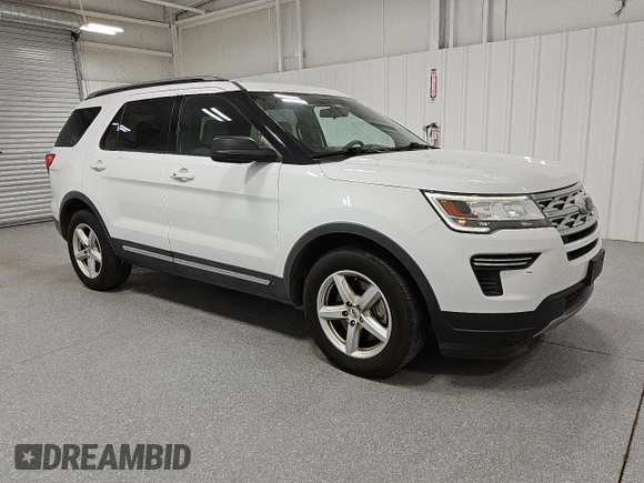 2018 Ford Explorer XLT with VIN 1FM5K7DH1JGC42552, listed as a Copart auction lot 53997525 with 159,515 mi miles and Clean Title. Bid and sale history available at DreamBid. Image 4.