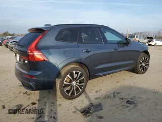 2023 Volvo XC60 Recharge Plug-In Hybrid Ultimate Dark Theme with VIN YV4H60DX7P1341826, listed as a Copart auction lot 86253044 with 9,363 mi miles and Salvage Title. Bid and sale history available at carsss.com. Image 3.
