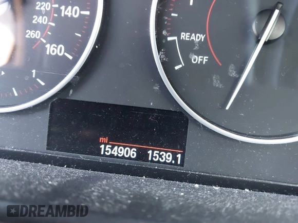 2015 BMW 2 Series 228i with VIN WBA1F5C58FV257021, listed as a IAAI auction lot 41318026 with 154,906 mi miles. Bid and sale history available at carsss.com. Image 15.