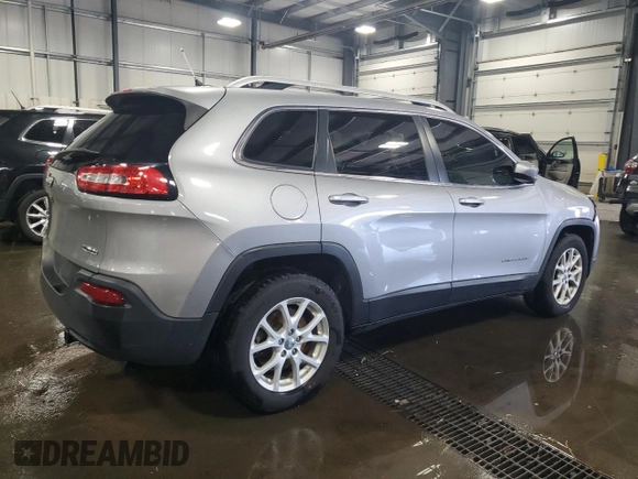 2015 Jeep Cherokee Latitude с VIN 1C4PJMCB1FW649506, выставлен на аукционе Copart как лот 61662795 с пробегом 138 121 миль миль и Списание • Salvage title. История ставок и продаж доступна на DreamBid. Изображение 3.