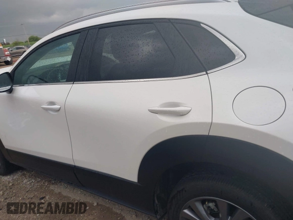 2025 Mazda CX-30 S Preferred with VIN 3MVDMBCM6SM756754, listed as a IAAI auction lot 41944463 with 10,283 mi miles and . Bid and sale history available at DreamBid. Image 14.