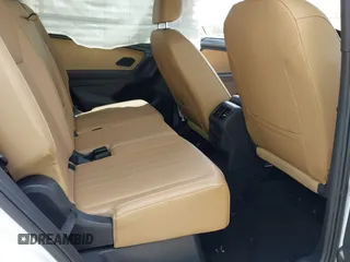 2022 Volkswagen Tiguan SE R-Line Black z VIN 3VVCB7AX5NM138604, wystawiony jako IAAI lot #42104933 z przebiegiem 31 489 mil mil oraz . Historia ofert i sprzedaży dostępna na DreamBid. Obrazek 8.