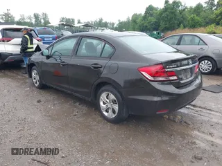 2014 Honda Civic LX z VIN 2HGFB2F5XEH538843, wystawiony jako IAAI lot #42232234 z przebiegiem 165 938 mil mil oraz . Historia ofert i sprzedaży dostępna na DreamBid. Obrazek 3.