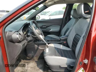 2023 Nissan Kicks SR z VIN 3N1CP5DV7PL570833, wystawiony jako Copart lot #59291285 z przebiegiem 39 002 mil mil oraz Czysty tytuł • Clean title. Historia ofert i sprzedaży dostępna na DreamBid. Obrazek 7.