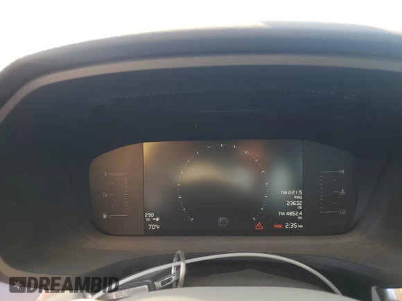 2019 Volvo S60 Momentum with VIN 7JR102FK5KG010818, listed as a Copart auction lot 41748445 with 23,632 mi miles and Salvage Title. Bid and sale history available at carsss.com. Image 9.