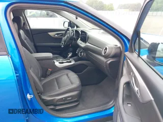 2024 Chevrolet Blazer LT z VIN 3GNKBJRS7RS129203, wystawiony jako IAAI lot #42266070 z przebiegiem 24 094 mil mil oraz . Historia ofert i sprzedaży dostępna na DreamBid. Obrazek 5.