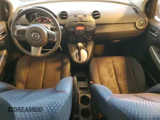 2013 Mazda 2 Touring z VIN JM1DE1LYXD0161293, wystawiony jako Copart lot #51020465 z przebiegiem 72 770 mil mil oraz Czysty tytuł • Clean title. Historia ofert i sprzedaży dostępna na DreamBid. Obrazek 8.