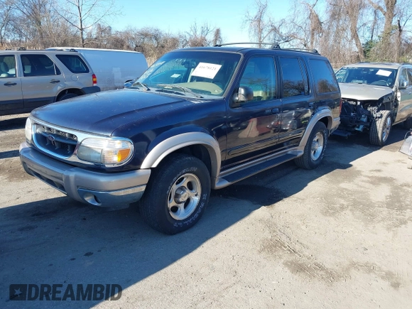 2000 Ford Explorer Eddie Bauer z VIN 1FMDU74E4YZA45773, wystawiony jako IAAI lot #41678121 z przebiegiem 129 263 mil mil oraz . Historia ofert i sprzedaży dostępna na DreamBid. Obrazek 2.