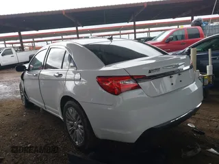 2012 Chrysler 200 Limited with VIN 1C3CCBCB8CN277536, listed as a IAAI auction lot 41741732 with 148,434 mi miles. Bid and sale history available at carsss.com. Image 3.