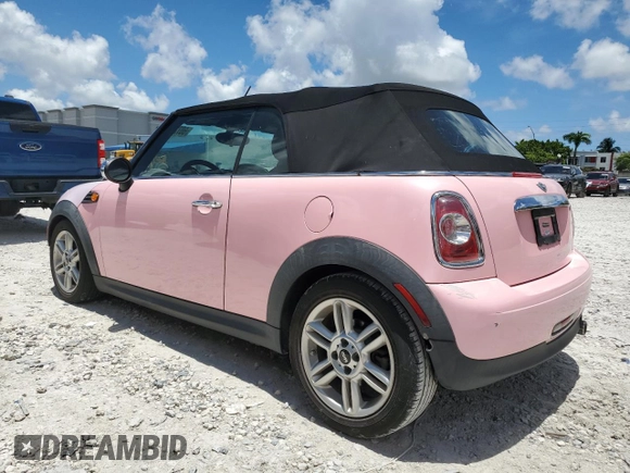 2013 MINI Convertible with VIN WMWZN3C50DT568977, listed as a Copart auction lot 60726495 with 86,319 mi miles and Clean title. Bid and sale history available at DreamBid. Image 2.