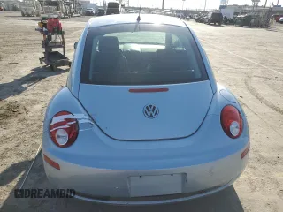 2010 Volkswagen New Beetle Coupe with VIN 3VWPG3AG3AM017006, listed as a Copart auction lot 52324055 with 157,892 mi miles and Clean Title. Bid and sale history available at carsss.com. Image 6.