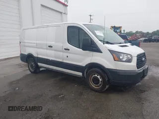 2018 Ford Transit с VIN 1FTYE1ZM2JKB20887, выставлен на аукционе IAAI как лот 42060582 с пробегом 257 476 миль миль и . История ставок и продаж доступна на DreamBid. Изображение 13.