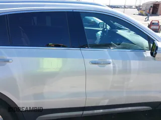 2022 Cadillac XT4 FWD Premium Luxury с VIN 1GYFZCR41NF169224, выставлен на аукционе IAAI как лот 41864717 с пробегом 34 183 миль миль и . История ставок и продаж доступна на DreamBid. Изображение 12.