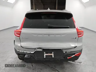 2024 Volvo XC40 Core Bright Theme with VIN YV4L12UK0R2343309, listed as a Copart auction lot 80391504 with 11,603 mi miles and Clean title. Bid and sale history available at DreamBid. Image 6.