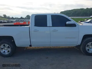2018 Chevrolet Silverado 1500 LT with VIN 1GCVKREHXJZ314495, listed as a IAAI auction lot 40043813 with 158,597 mi miles. Bid and sale history available at carsss.com. Image 13.