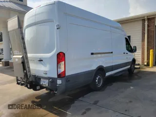2017 Ford Transit с VIN 1FTBW3XMXHKA23092, выставлен на аукционе IAAI как лот 42734091 с пробегом 247 417 миль миль и . История ставок и продаж доступна на DreamBid. Изображение 4.