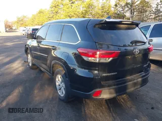 2019 Toyota Highlander SE z VIN 5TDJZRFH9KS598021, wystawiony jako IAAI lot #41764561 z przebiegiem 73 835 mil mil oraz . Historia ofert i sprzedaży dostępna na DreamBid. Obrazek 3.