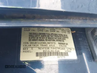2008 Nissan Versa S z VIN 3N1BC11E88L387270, wystawiony jako IAAI lot #42170127 z przebiegiem 133 555 mil mil oraz . Historia ofert i sprzedaży dostępna na DreamBid. Obrazek 9.