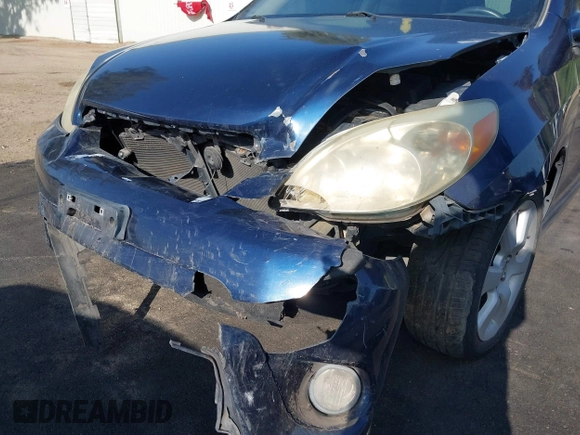 2006 Toyota Matrix STD with VIN 2T1KR32E46C609230, listed as a IAAI auction lot 40150644 with 183,550 mi miles. Bid and sale history available at carsss.com. Image 6.