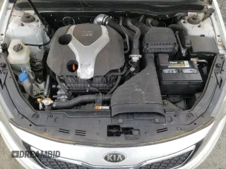 2013 Kia Optima SX z VIN 5XXGR4A62DG118828, wystawiony jako Copart lot #56252725 z przebiegiem 176 359 mil mil oraz Szkoda całkowita • Salvage title. Historia ofert i sprzedaży dostępna na DreamBid. Obrazek 11.