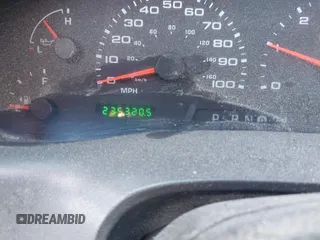 2003 Ford F-350 XL with VIN 1FTSF31L53EB97286, listed as a IAAI auction lot 41453727 with 235,320 mi miles and . Bid and sale history available at DreamBid. Image 15.