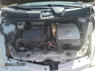 2005 Toyota Prius with VIN JTDKB20U053117455, listed as a Copart auction lot 88136245 with 299,999 mi miles and Non Repairable. Bid and sale history available at DreamBid. Image 11.