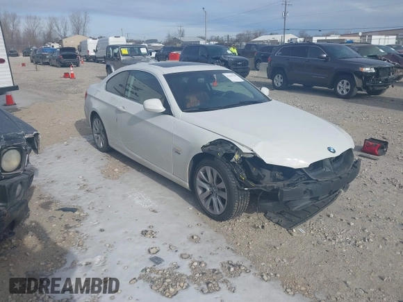 2013 BMW 3 Series 328i xDrive with VIN WBAKF5C56DE657855, listed as a IAAI auction lot 41441799 with 107,581 mi miles. Bid and sale history available at carsss.com. Image 1.