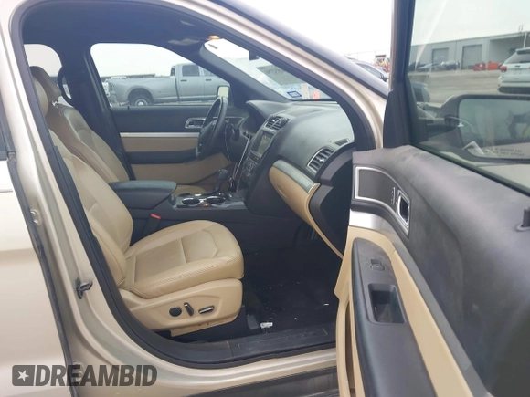 2017 Ford Explorer XLT with VIN 1FM5K7D85HGC13162, listed as a IAAI auction lot 41932791 with 72,030 mi miles and . Bid and sale history available at DreamBid. Image 5.