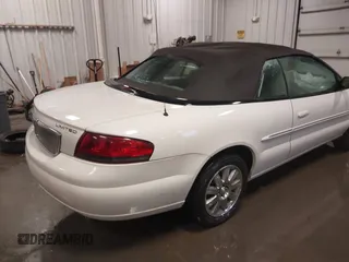 2005 Chrysler Sebring Limited with VIN 1C3EL65R55N627833, listed as a IAAI auction lot 41722397 with 61,742 mi miles and . Bid and sale history available at DreamBid. Image 4.