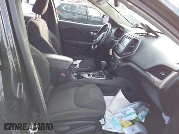 2016 Jeep Cherokee Latitude z VIN 1C4PJMCB6GW345413, wystawiony jako IAAI lot #41216995 z przebiegiem 254 311 mil mil oraz . Historia ofert i sprzedaży dostępna na DreamBid. Obrazek 5.