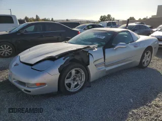 1997 Chevrolet Corvette with VIN 1G1YY22G0V5106100, listed as a Copart auction lot 76898284 with 68,750 mi miles and Salvage Title. Bid and sale history available at carsss.com. Image 1.