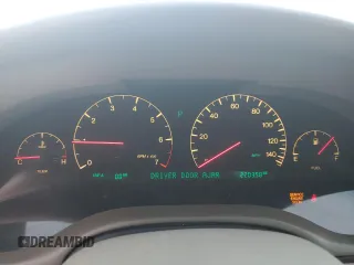 1998 Cadillac Seville SLS z VIN 1G6KS54Y1WU933605, wystawiony jako Copart lot #74598874 z przebiegiem 220 398 mil mil oraz Szkoda całkowita • Salvage title. Historia ofert i sprzedaży dostępna na DreamBid. Obrazek 9.