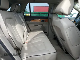 2012 Lincoln MKX z VIN 2LMDJ6JK9CBL16548, wystawiony jako Copart lot #58711215 z przebiegiem 159 663 mil mil oraz Tytuł czysty. Historia ofert i sprzedaży dostępna na DreamBid. Obrazek 11.