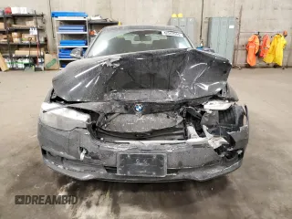 2016 BMW 3 Series 320i xDrive with VIN WBA8A3C54GK690565, listed as a Copart auction lot 42547045 with 94,436 mi miles and Salvage Title. Bid and sale history available at DreamBid. Image 5.