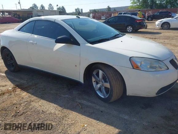 2008 Pontiac G6 GT with VIN 1G2ZH36N384298301, listed as a IAAI auction lot 41994012 with 198,520 mi miles. Bid and sale history available at carsss.com. Image 1.