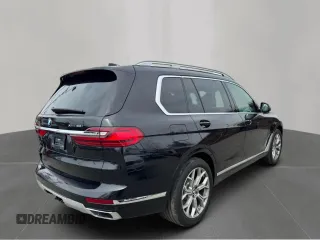 2020 BMW X7 xDrive40i z VIN 5UXCW2C07L9B87158, wystawiony jako Copart lot #59568955 z przebiegiem 92 965 mil mil oraz Czysty tytuł • Clean title. Historia ofert i sprzedaży dostępna na DreamBid. Obrazek 4.
